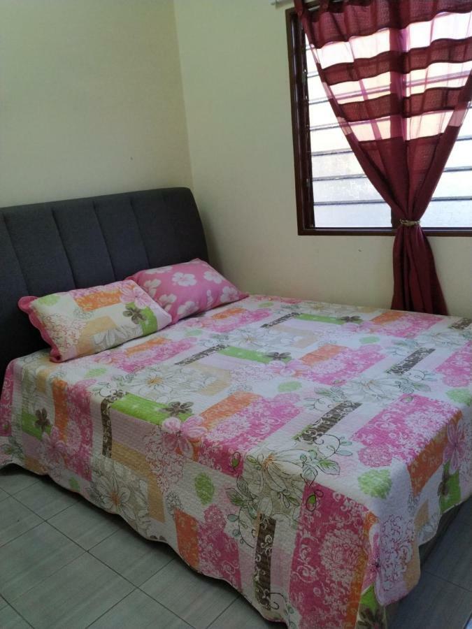 Homestay Ibu Pekan Exterior photo
